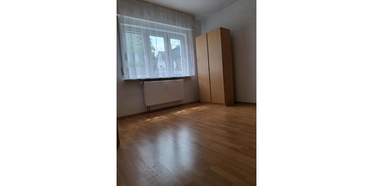 Erdgeschoßwohnung Göppingen - 4 Zimmer, 90 m&sup2;, 440.000&euro; | Angebot:27118155