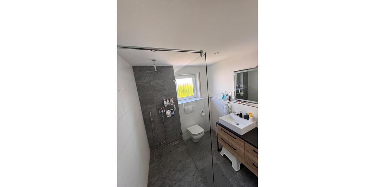 Reihenhaus Fellbach - 5 Zimmer, 127 m&sup2;, 675.000&euro; | Angebot:26961256