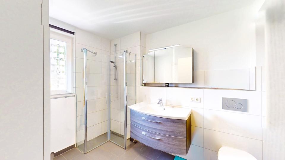 Mehrfamilienhaus, Wohnhaus Neuffen - 8.5 Zimmer, 263 m&sup2;, 1.250.000&euro; | Angebot:23424654