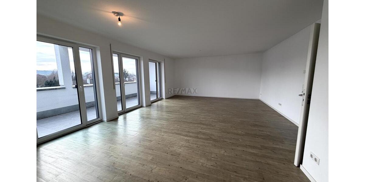 Dachgeschoßwohnung Göppingen Faurndau - 2 Zimmer, 91 m&sup2;, 1.200&euro; | Angebot:24687416