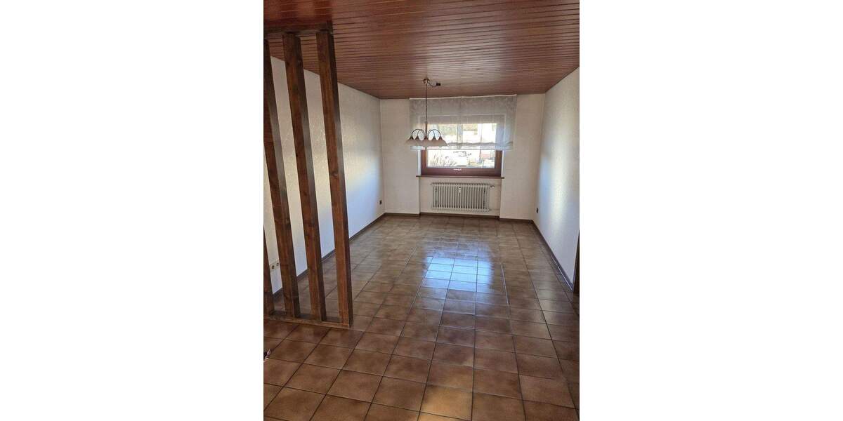 Mehrfamilienhaus, Wohnhaus Böbingen - 6 Zimmer, 209 m&sup2;, 659.000&euro; | Angebot:25853975