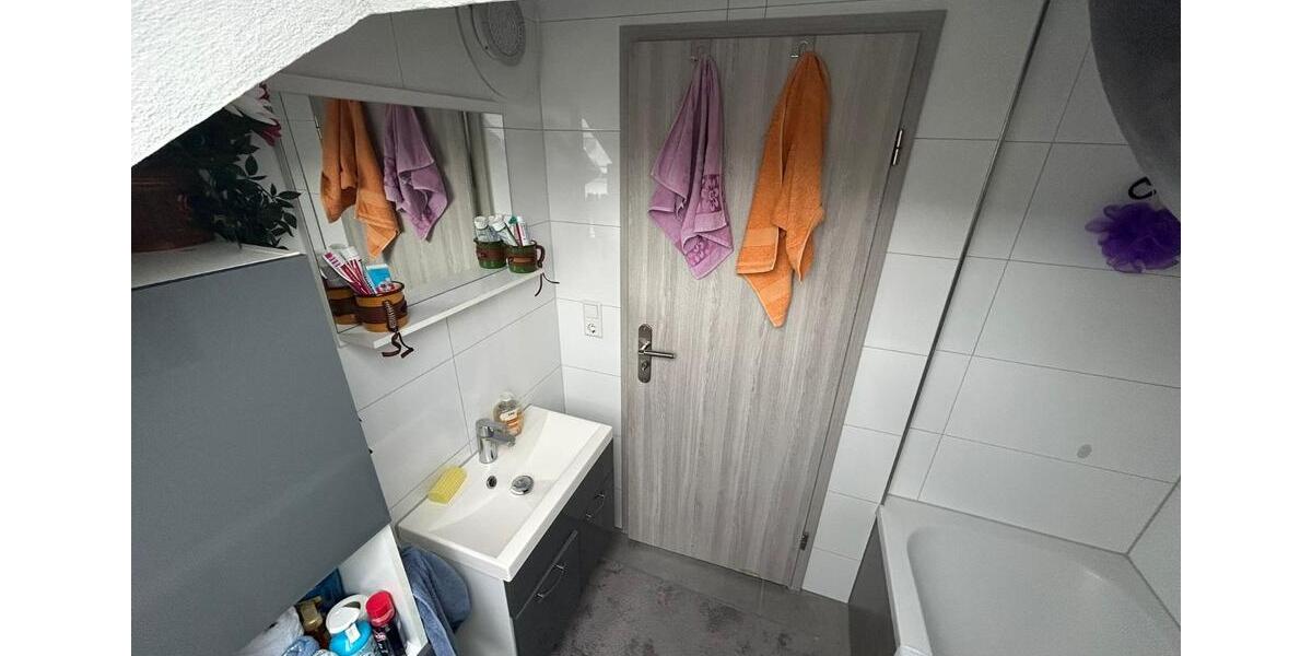 Dachgeschoßwohnung Gingen an der Fils - 3 Zimmer, 58 m&sup2;, 770&euro; | Angebot:25887904