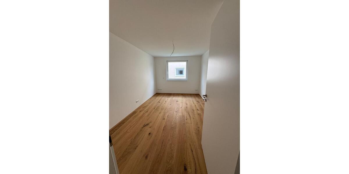 Etagenwohnung Plüderhausen - 3 Zimmer, 101 m&sup2;, 1.300&euro; | Angebot:25236264
