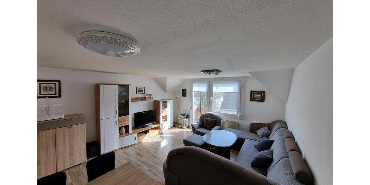 Dachgeschoßwohnung Ebersbach an der Fils - 3 Zimmer, 64 m&sup2;, 189.000&euro; | Angebot:25052801