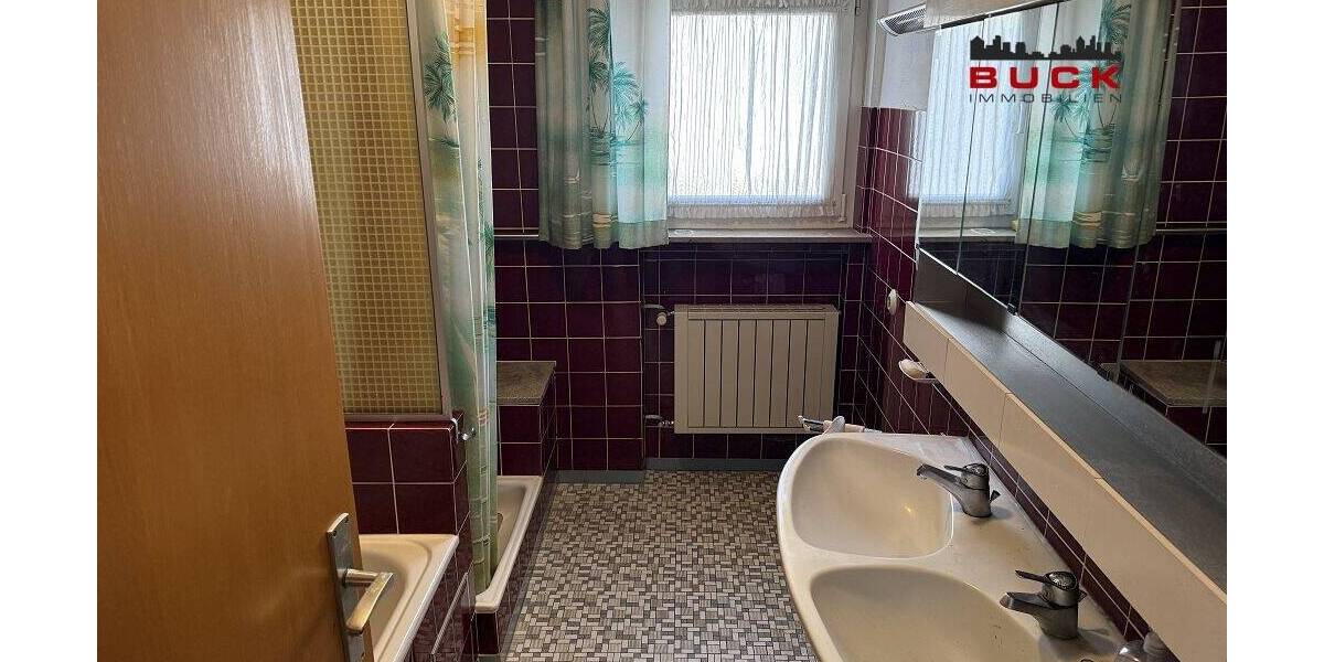 Mehrfamilienhaus, Wohnhaus Gruibingen - 1 Zimmer, 273 m&sup2;, 429.000&euro; | Angebot:26065431