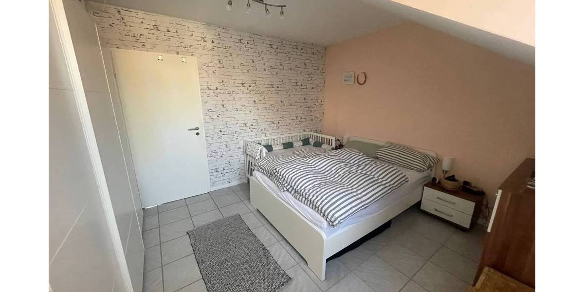 Etagenwohnung Schorndorf - 3 Zimmer, 84 m&sup2;, 285.000&euro; | Angebot:25733286