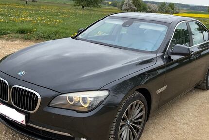 BMW 750 176.000 km 9.800 &euro; Bad Boll 73087