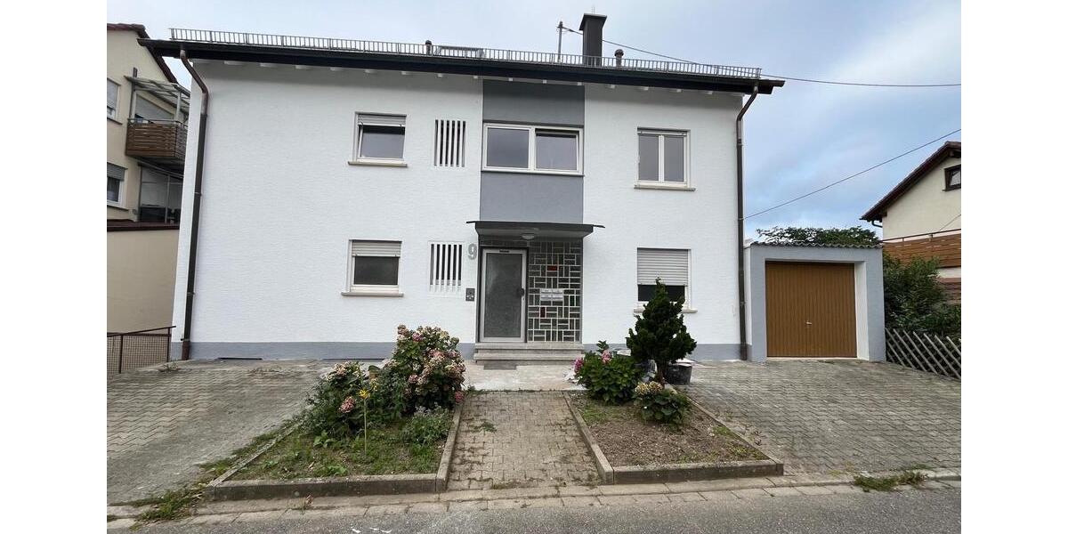 Etagenwohnung Baltmannsweiler - 4 Zimmer, 87 m&sup2;, 1.200&euro; | Angebot:26001336