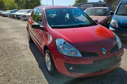 Renault Clio 226.856 km 1.499 &euro; Reichenbach 73262