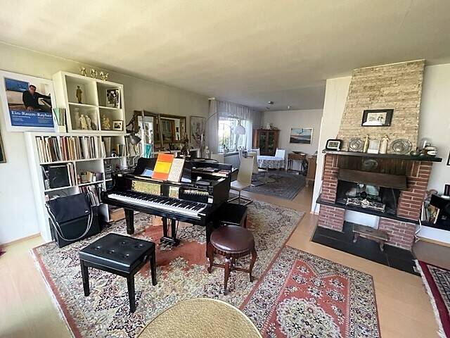 Einfamilienhaus Nürtingen - 5 Zimmer, 180 m&sup2;, 649.000&euro; | Angebot:25696023