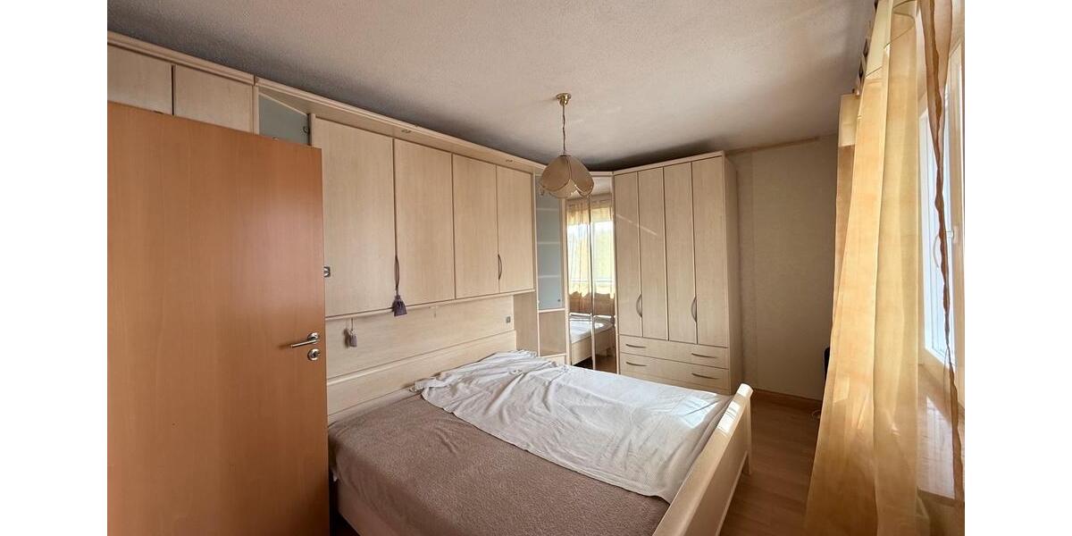 Erdgeschoßwohnung Göppingen - 4 Zimmer, 89 m&sup2;, 299.000&euro; | Angebot:26321127