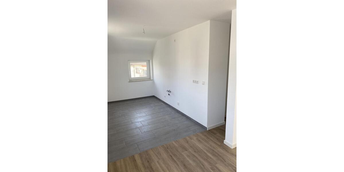 Etagenwohnung Winnenden - 3.5 Zimmer, 85 m&sup2;, 1.250&euro; | Angebot:25948649