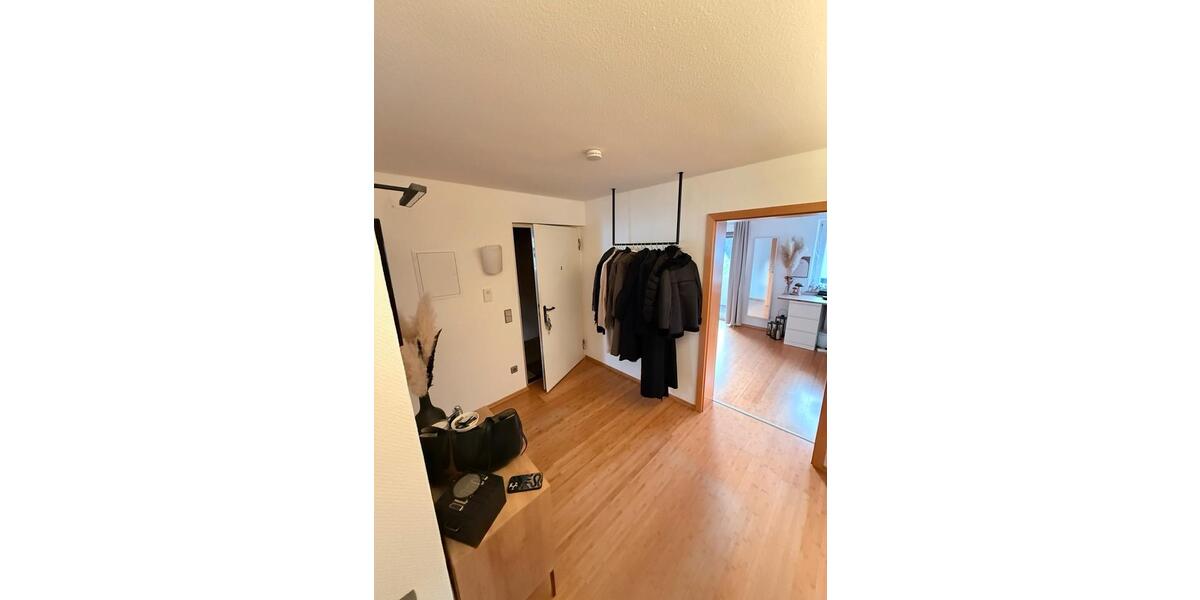 Etagenwohnung Esslingen am Neckar - 2 Zimmer, 63 m&sup2;, 850&euro; | Angebot:25933821