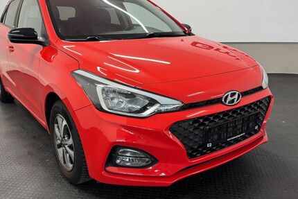 Hyundai i20 96.621 km 10.250 &euro; Eschenbach 73107