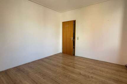 Wohnung Esslingen am Neckar - 3 Zimmer, 54 m&sup2;, 680&euro; | Angebot:27681341