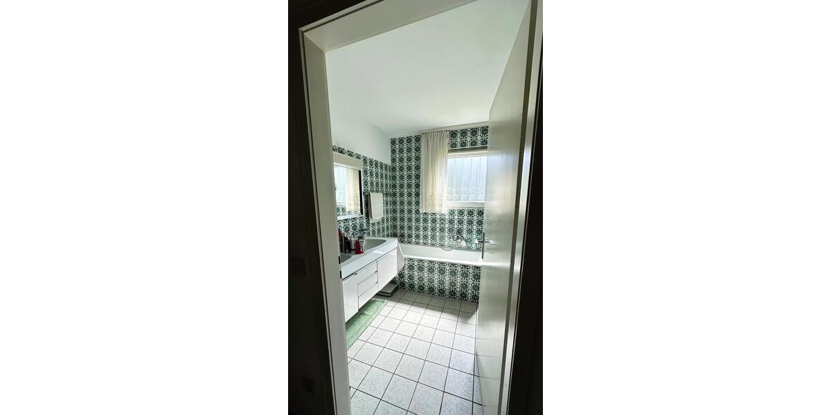 Bungalow Göppingen Faurndau - 7 Zimmer, 177 m&sup2;, 740.000&euro; | Angebot:27024105