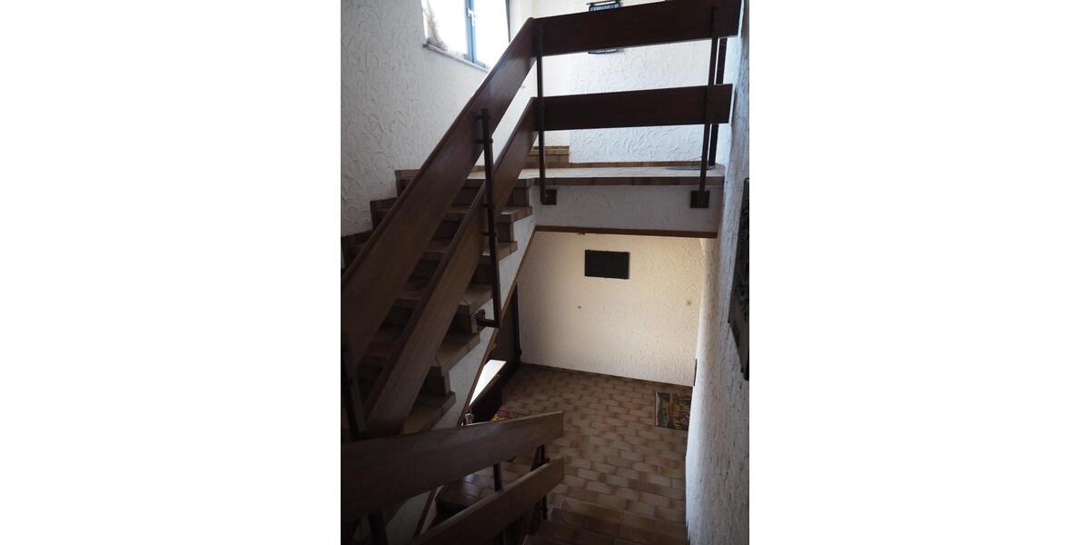 Einfamilienhaus Schwäbisch Gmünd - 9 Zimmer, 185 m&sup2;, 499.000&euro; | Angebot:25050487