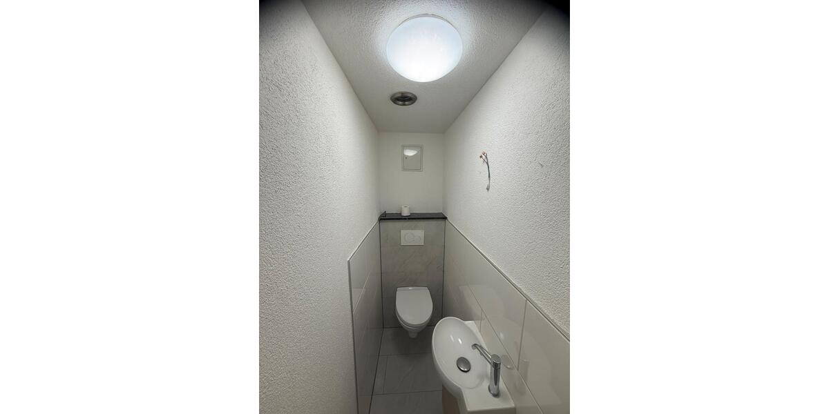 Erdgeschoßwohnung Eislingen (Fils) - 2 Zimmer, 60 m&sup2;, 830&euro; | Angebot:25381692