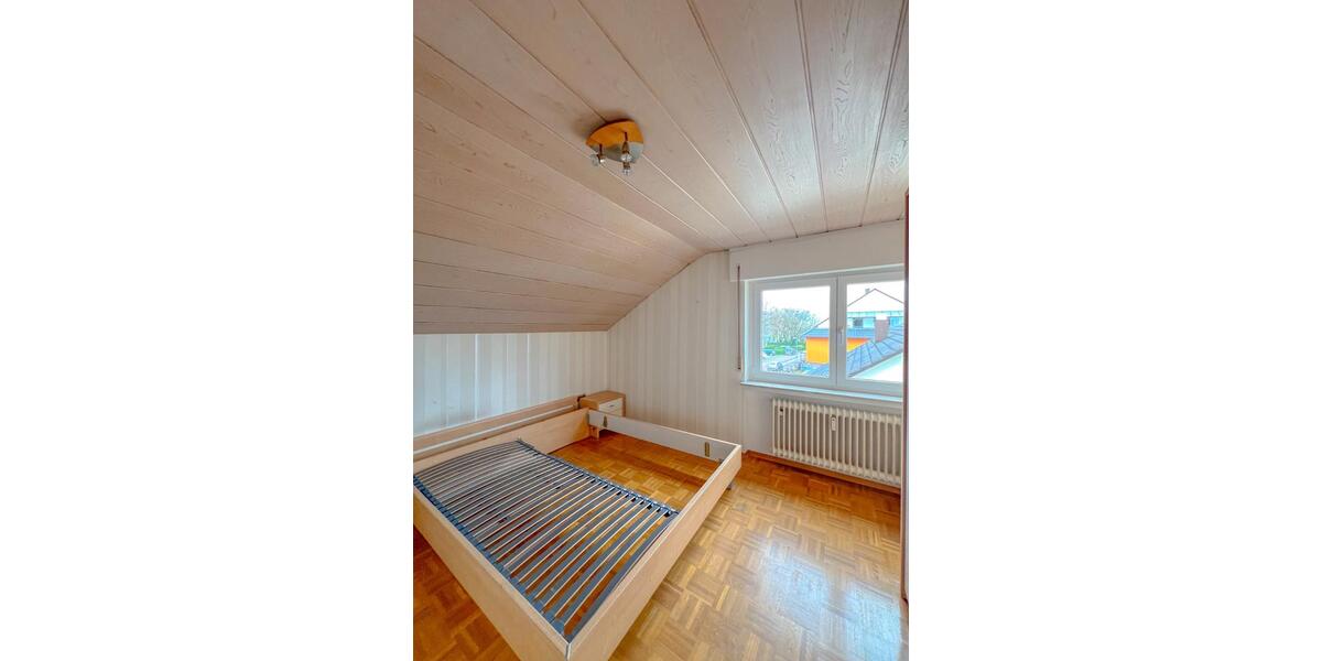 Reihenhaus Süßen - 7 Zimmer, 202 m&sup2;, 590.000&euro; | Angebot:26163656