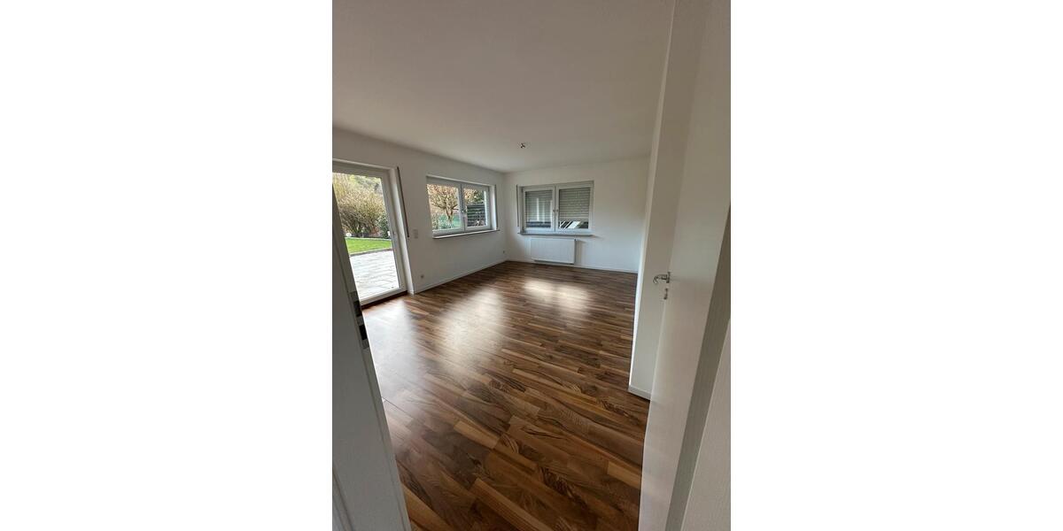 Erdgeschoßwohnung Berglen - 2.5 Zimmer, 85 m&sup2;, 950&euro; | Angebot:25404949