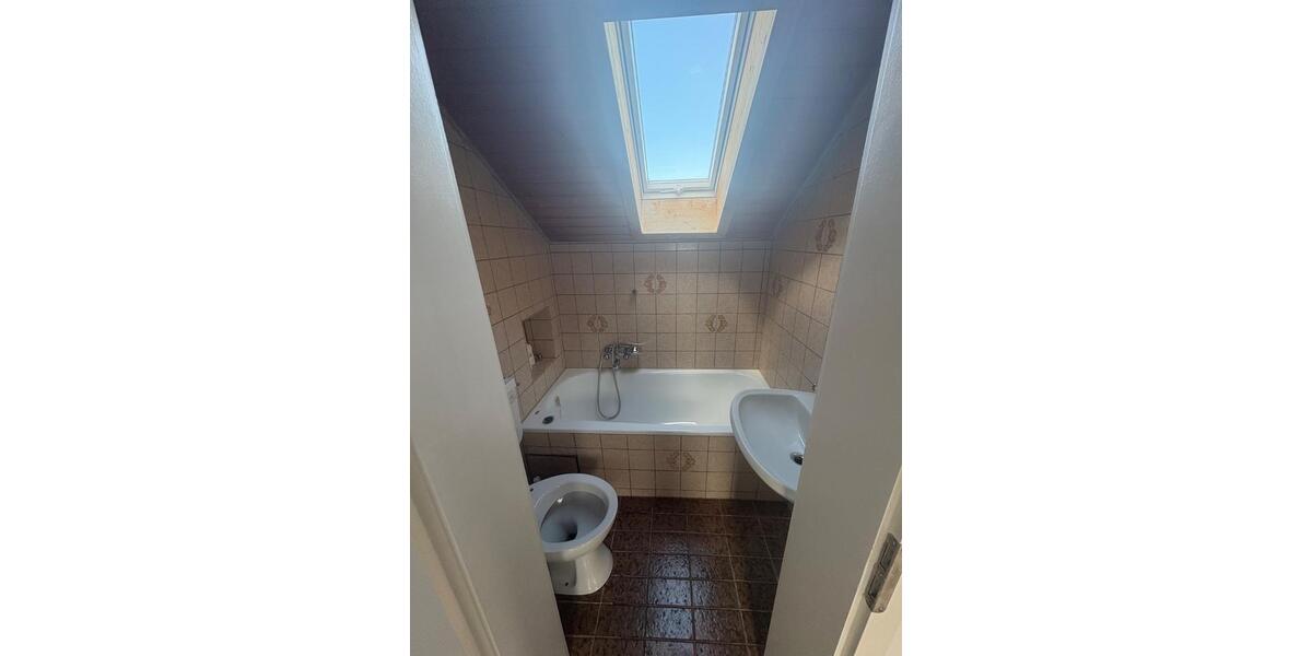 Dachgeschoßwohnung Durlangen - 2 Zimmer, 50 m&sup2;, 480&euro; | Angebot:26003076