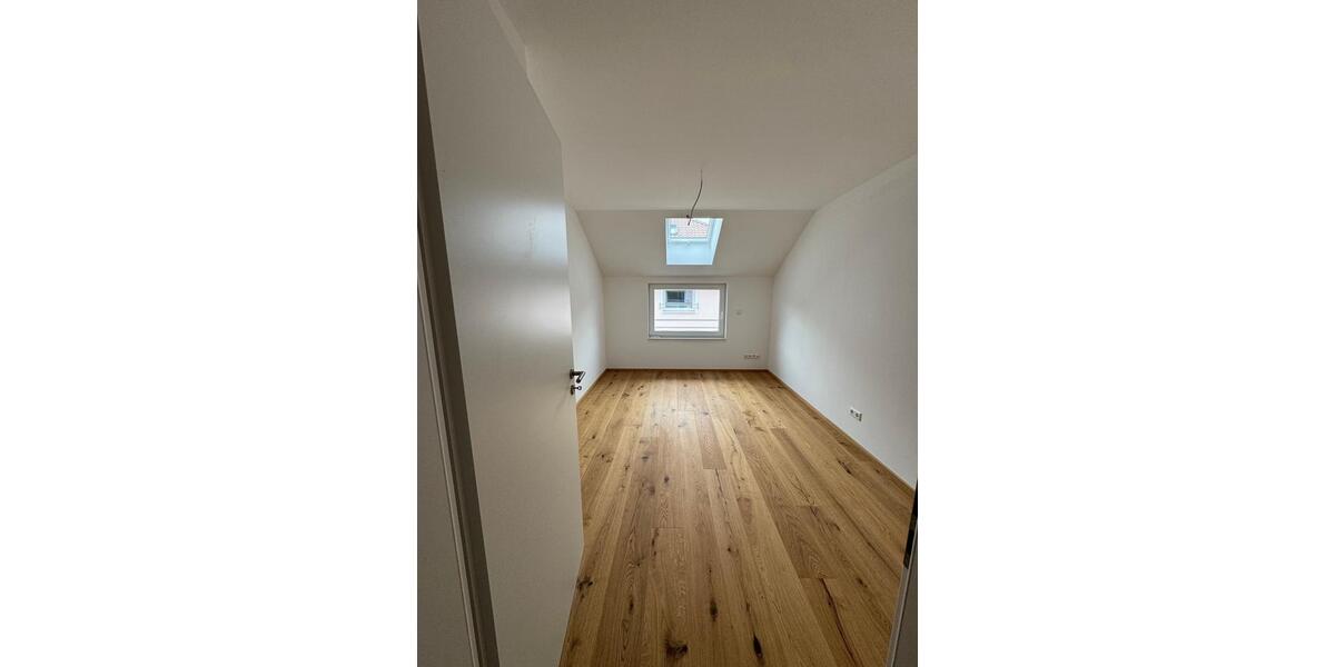 Etagenwohnung Plüderhausen - 3 Zimmer, 99 m&sup2;, 1.250&euro; | Angebot:25234398