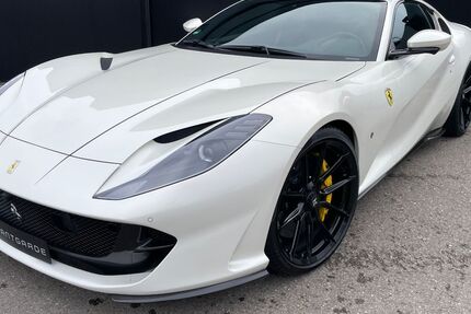 Ferrari 812 4.600 km 399.900 &euro; Zell u. A. 73119