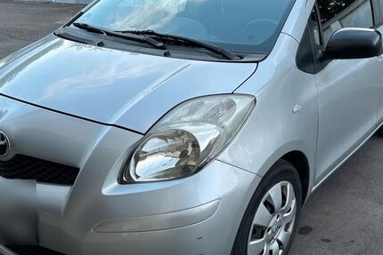 Toyota Yaris 113.000 km 4.799 &euro; Eislingen 73054