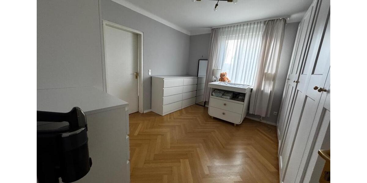 Erdgeschoßwohnung Plochingen - 4 Zimmer, 112 m&sup2;, 350.000&euro; | Angebot:25836752