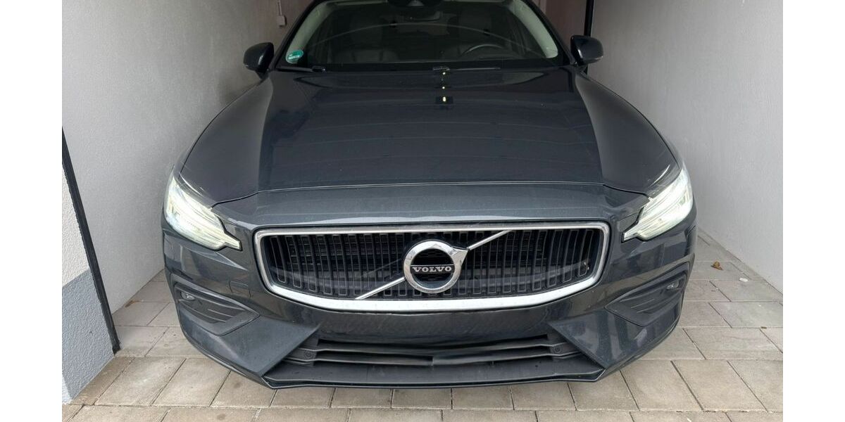 Volvo V60 147.829 km 18.500 &euro; Oberboihingen 72644
