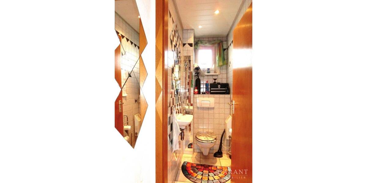 Mehrfamilienhaus, Wohnhaus Gingen an der Fils - 8 Zimmer, 204 m&sup2;, 569.000&euro; | Angebot:25781232