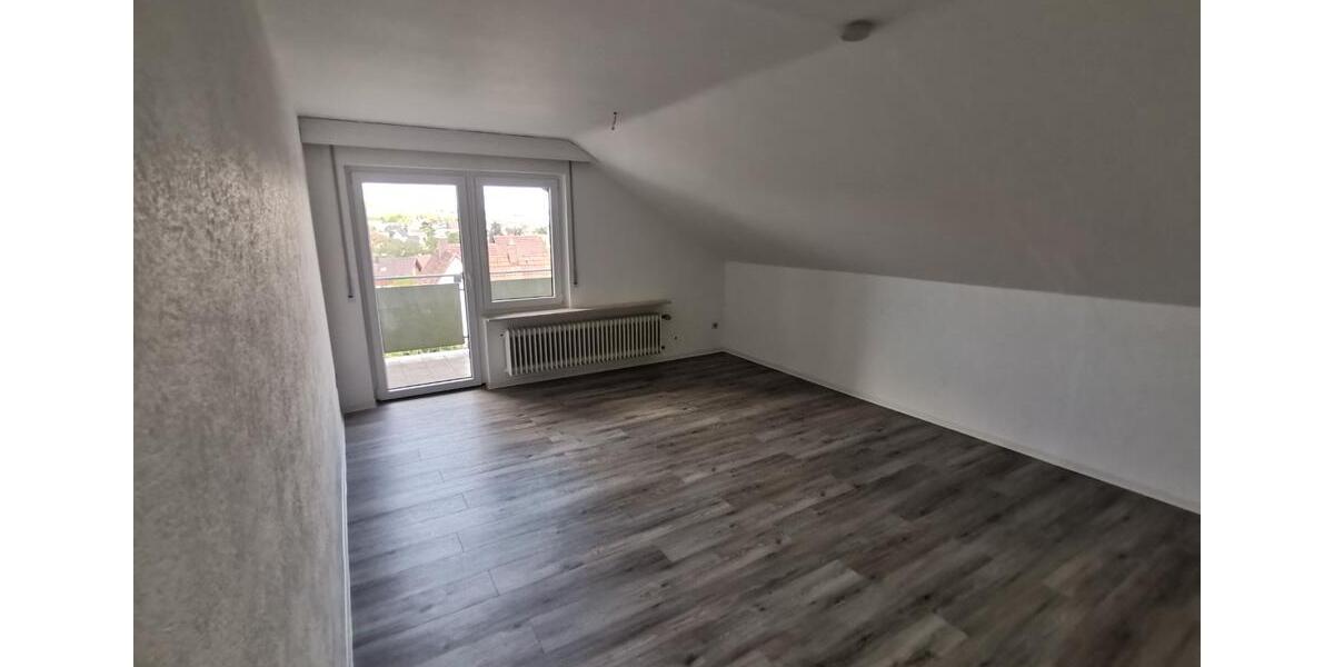 Dachgeschoßwohnung Rechberghausen - 2 Zimmer, 70 m&sup2;, 650&euro; | Angebot:26023519