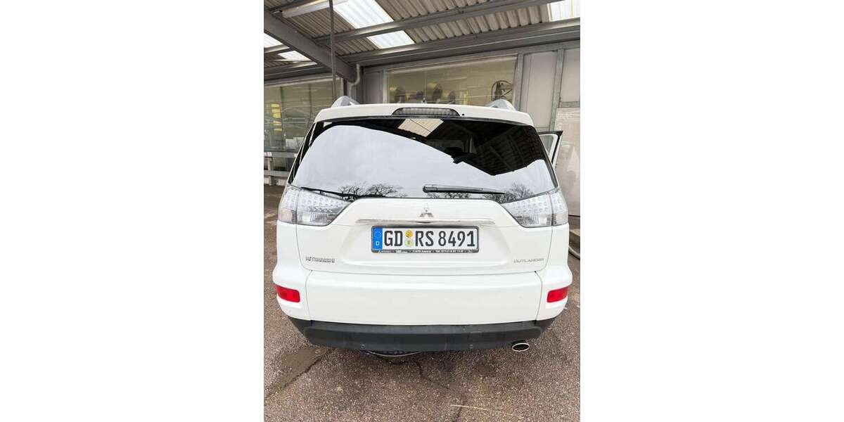 Mitsubishi Outlander 71.000 km 13.000 &euro; Schwäbisch Gmünd 73525