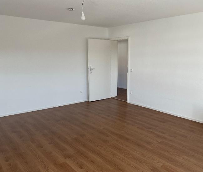 Etagenwohnung Esslingen am Neckar Oberesslingen - 3 Zimmer, 85 m&sup2;, 1.000&euro; | Angebot:26664685