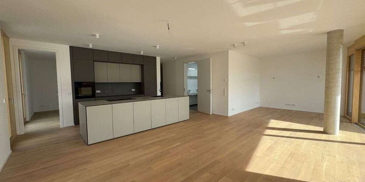 Etagenwohnung Esslingen am Neckar - 4 Zimmer, 158 m&sup2;, 3.875&euro; | Angebot:26731265