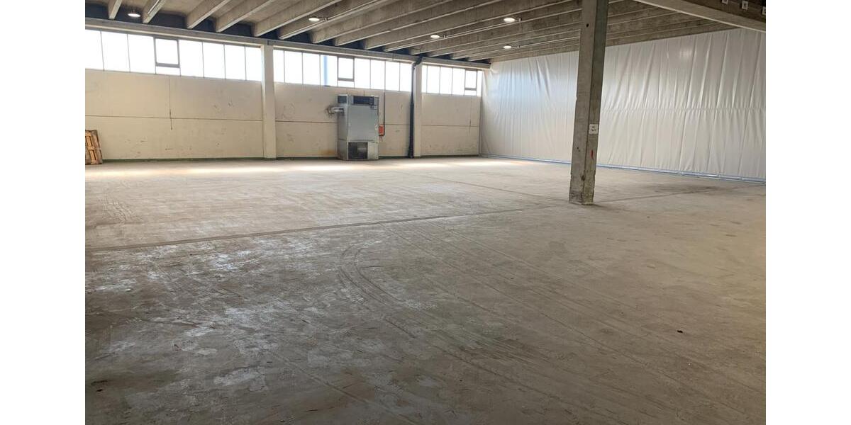 Gewerbeobjekt Göppingen Bruckwasen - 2.835&euro; | Angebot:24489796