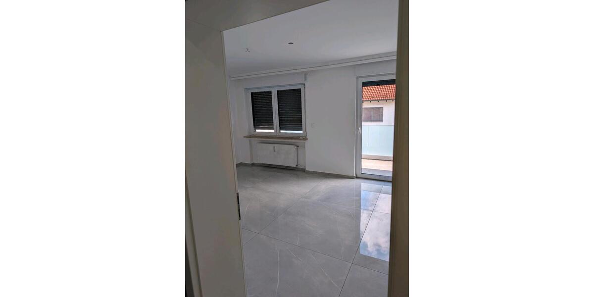 Terrassenwohnung Geislingen an der Steige - 3 Zimmer, 160 m&sup2;, 1.600&euro; | Angebot:24862987