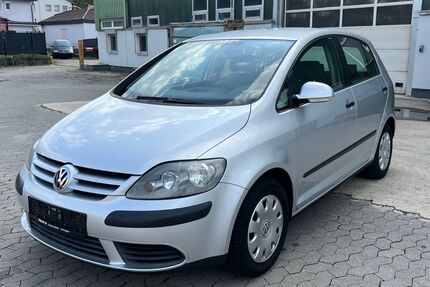 VW Golf 149.252 km 3.299 &euro; Uhingen 73066