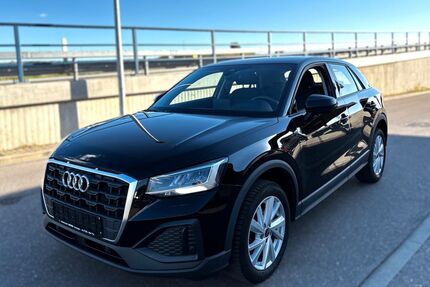 Audi Q2 63.000 km 25.000 &euro; Essingen­­­ 73457