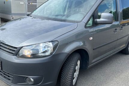 VW Caddy 331.824 km 3.490 &euro; Eislingen 73037