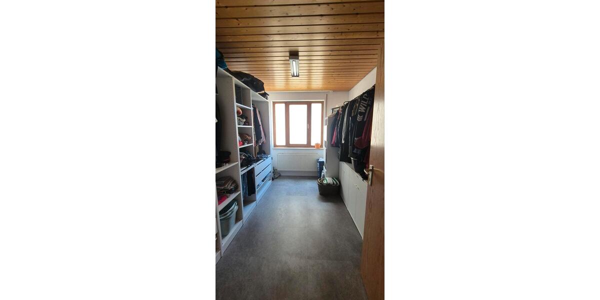 Etagenwohnung Albershausen - 4 Zimmer, 90 m&sup2;, 1.150&euro; | Angebot:26004522