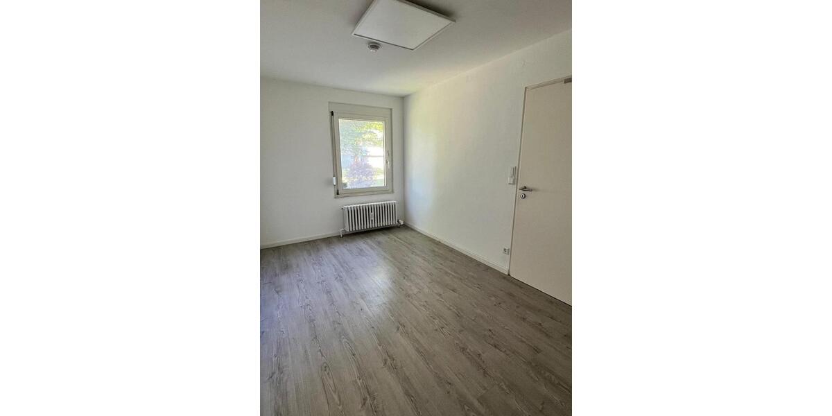 Erdgeschoßwohnung Schwäbisch Gmünd - 3 Zimmer, 72 m&sup2;, 1.100&euro; | Angebot:25853871