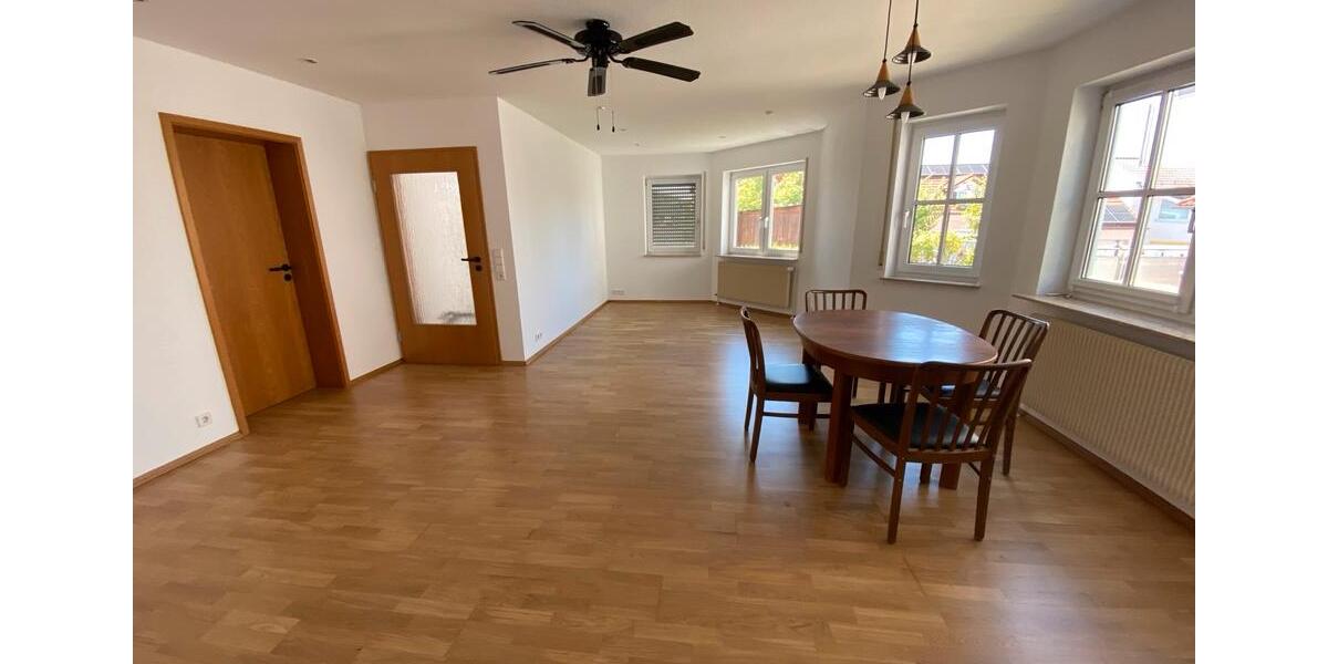 Erdgeschoßwohnung Reichenbach an der Fils - 2.5 Zimmer, 61 m&sup2;, 790&euro; | Angebot:27620147