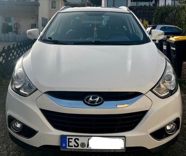 Hyundai ix35 198.000 km 6.990 &euro; Lichtenwald 73669
