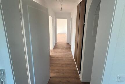 Wohnung Wäschenbeuren - 4 Zimmer, 90 m&sup2;, 990&euro; | Angebot:25332661