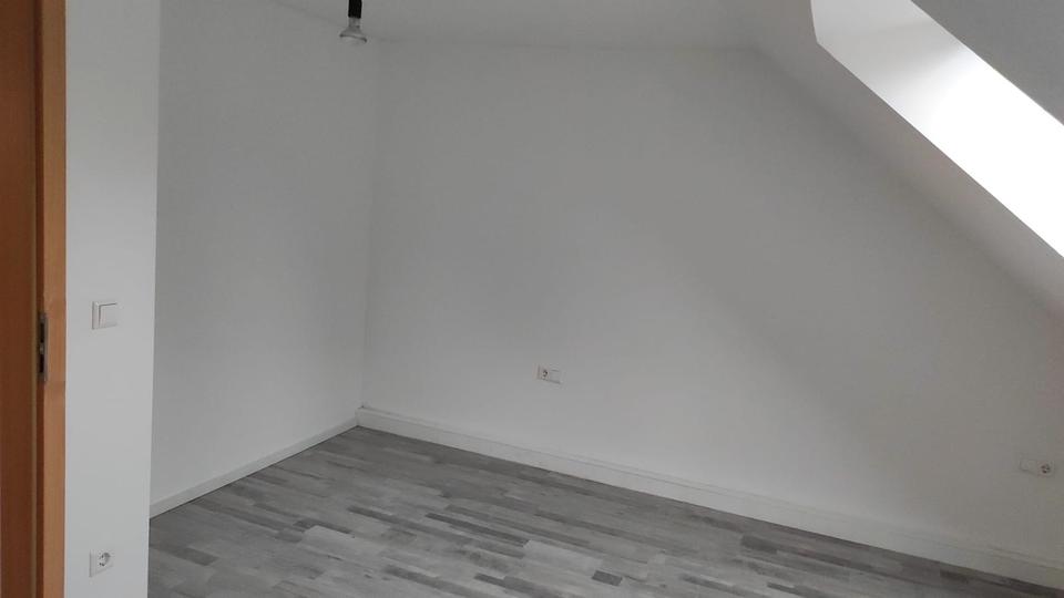 Etagenwohnung Geislingen an der Steige - 4 Zimmer, 85 m&sup2;, 800&euro; | Angebot:25168054