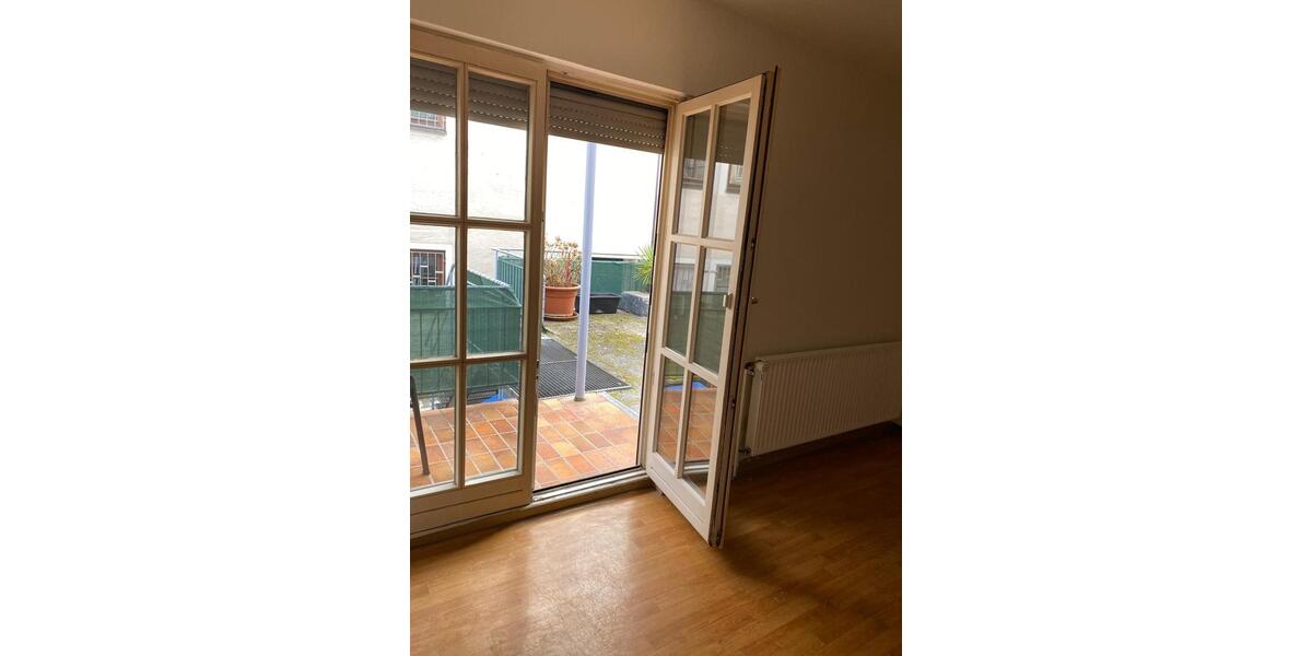 Erdgeschoßwohnung Waiblingen - 3 Zimmer, 70 m&sup2;, 1.200&euro; | Angebot:25786073