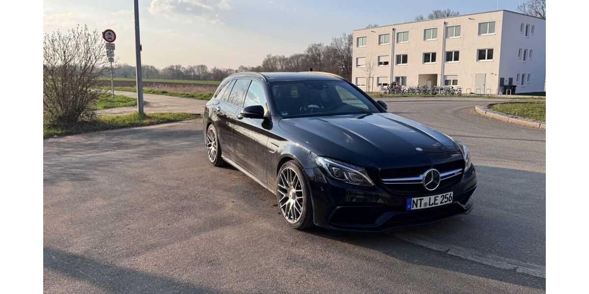 Mercedes-Benz C 63 AMG 113.000 km 37.000 &euro; Neuhausen 73765