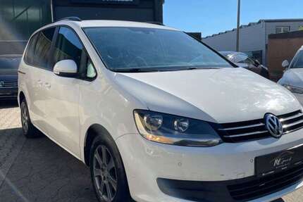 VW Sharan 208.000 km 7.499 &euro; Salach 73084