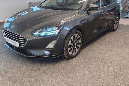 Ford Focus 74.408 km 11.499 &euro; Frickenhausen 72636